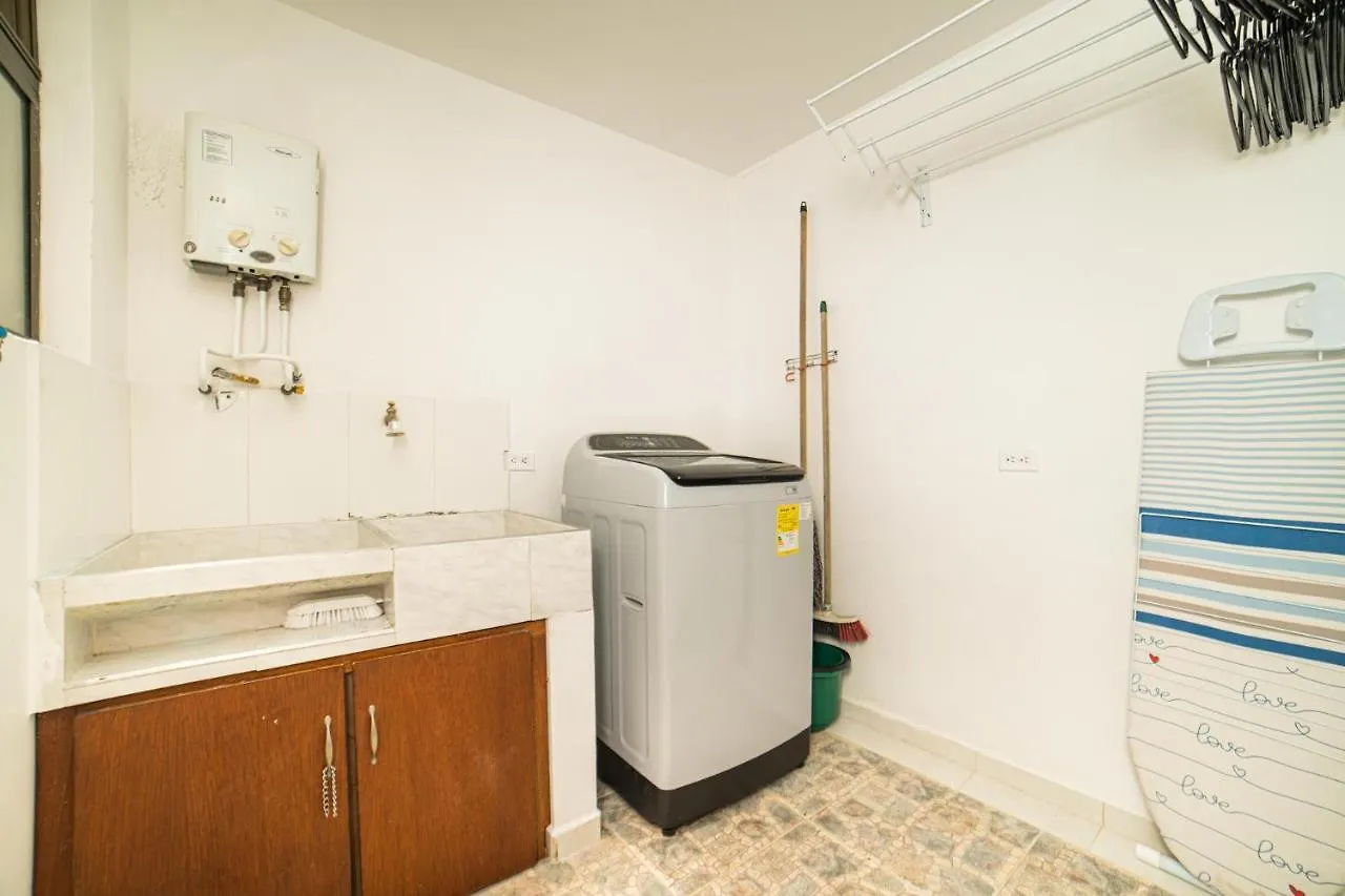 Alojamiento Acogedor Con Excelente Ubicacion D Medellín Habitación en casa particular